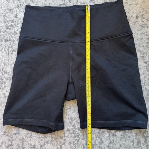 Fabletics Powerhold Black and Orange Crisscross Patterned Athletic Shorts XS - Picture 8 of 8